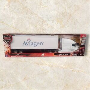 NewRay 1:32 Volvo VN-780 Aviagen Die-Cast‎ Truck – Long Haul Trucker Series